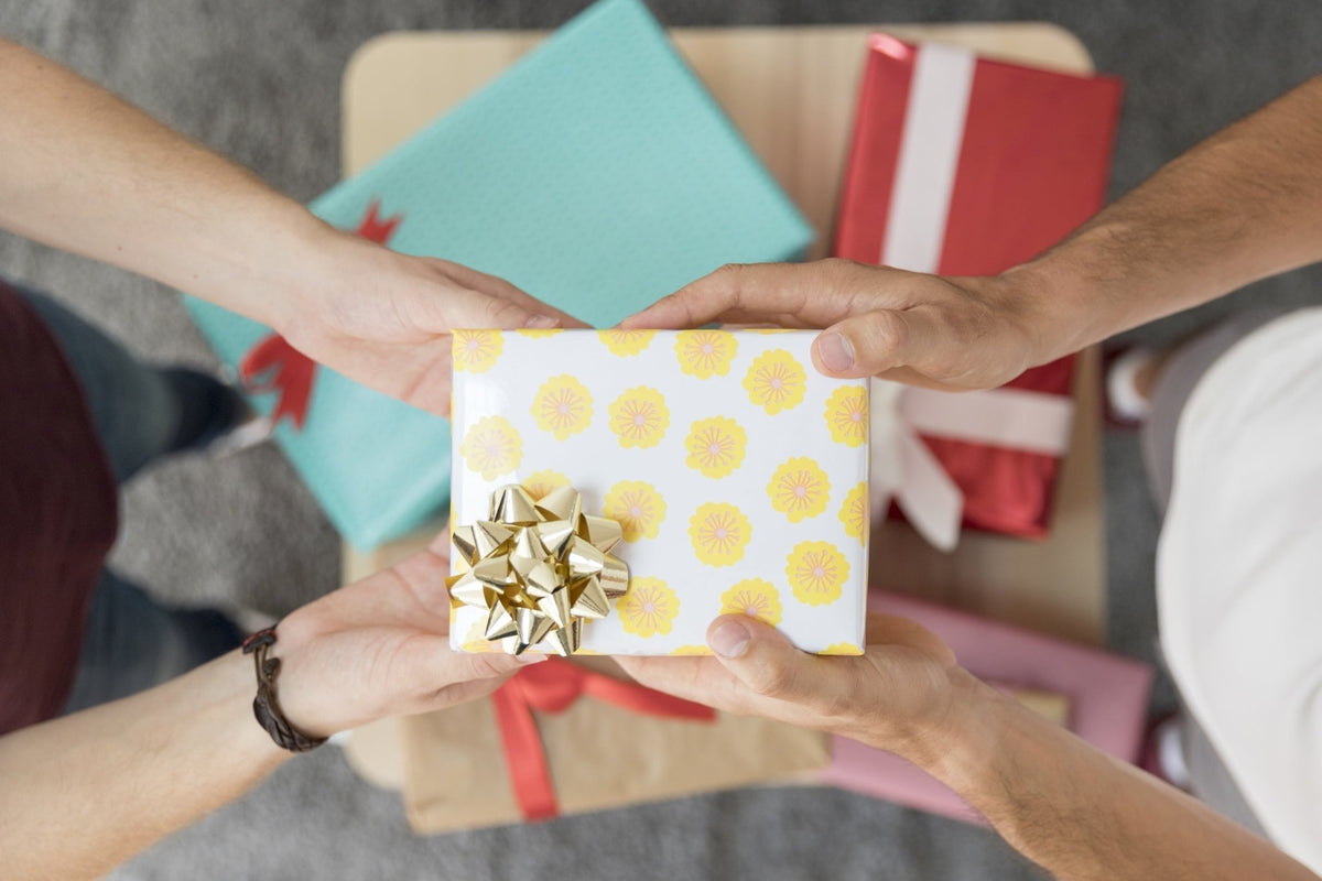 Gift Wrapping - Musgo Bazar
