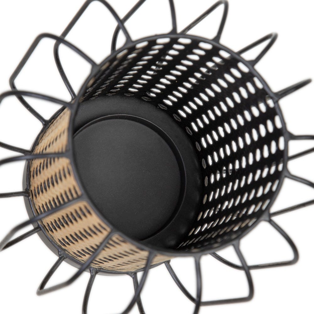 CANDLE HOLDER - NATURAL ROTAN - BLACK METAL - Musgo Bazar