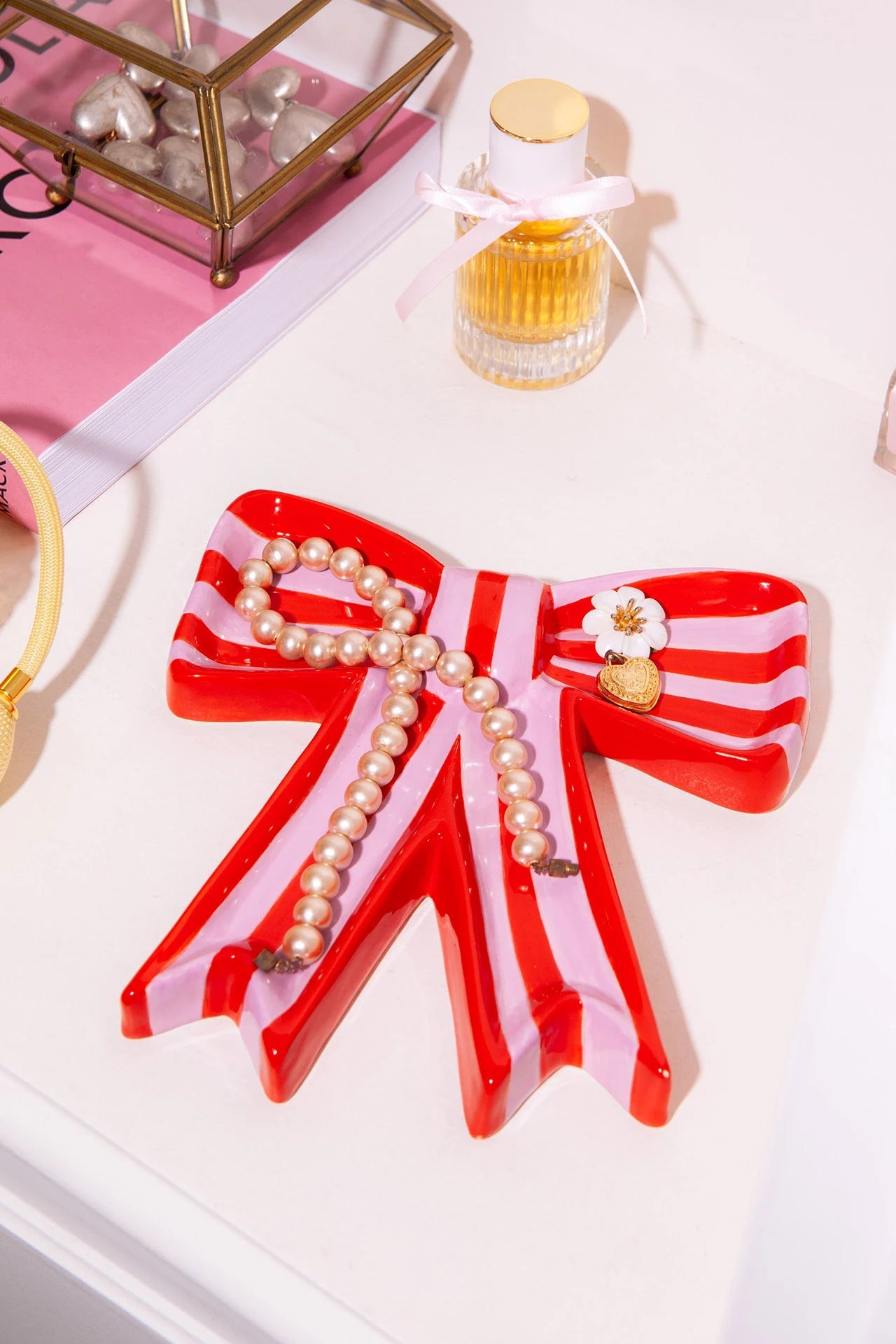 DOIY - Bow Plate - Musgo Bazar