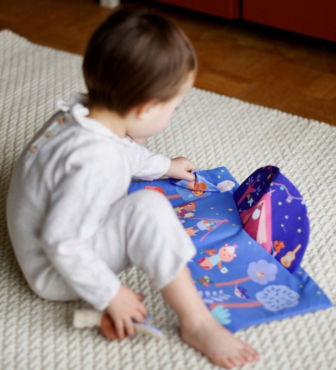 Ebulobo - My 1st POP UP Gabin Rabbit Activity Book - Musgo Bazar