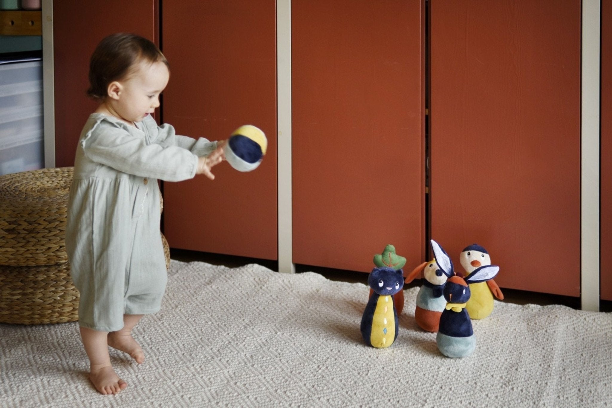 Ebulobo - Set of 5 Skittles + Bell Ball - Musgo Bazar