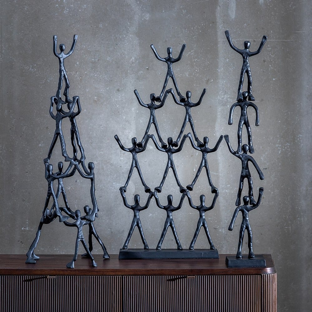 FIGURE BLACK ALUMINUM DECORATION 27 X 27 X 74 CM - Musgo Bazar