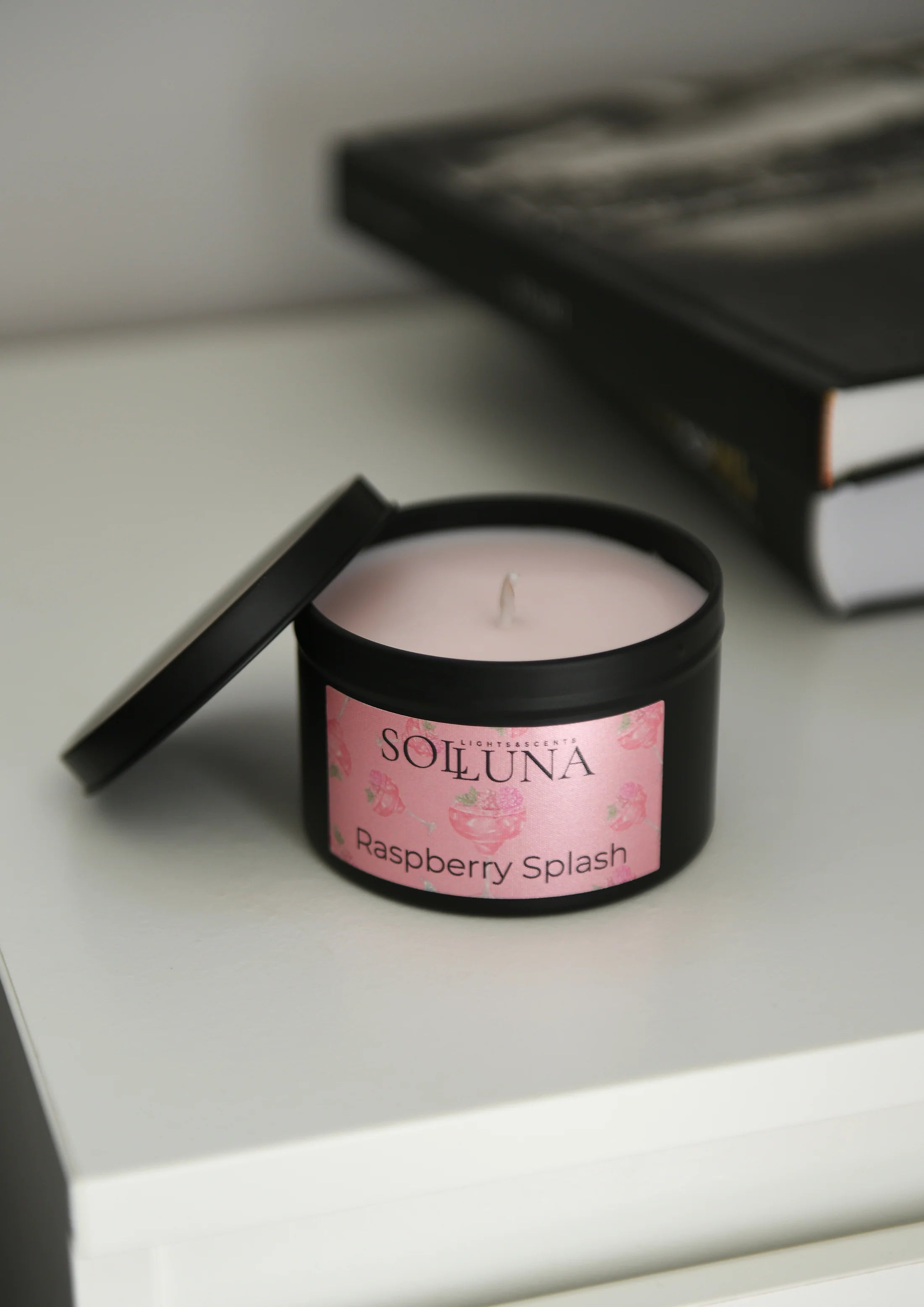 Raspberry Splash Candle – Zesty Raspberry & Lime Cocktail - Musgo Bazar