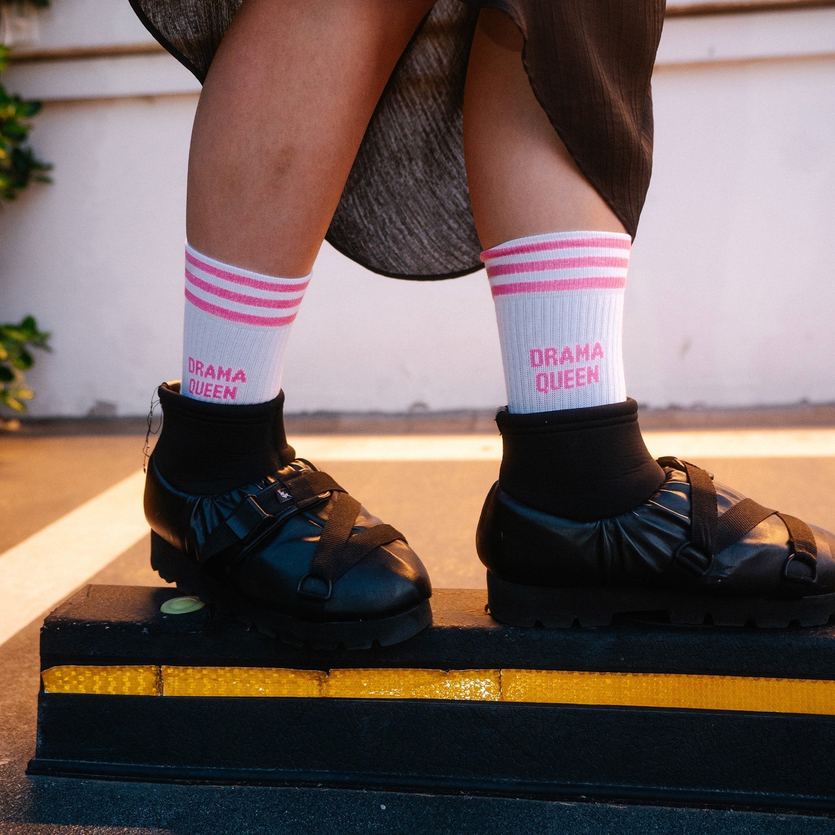 SOCKS Mothersocker White - Drama Queen - Pink - Musgo Bazar