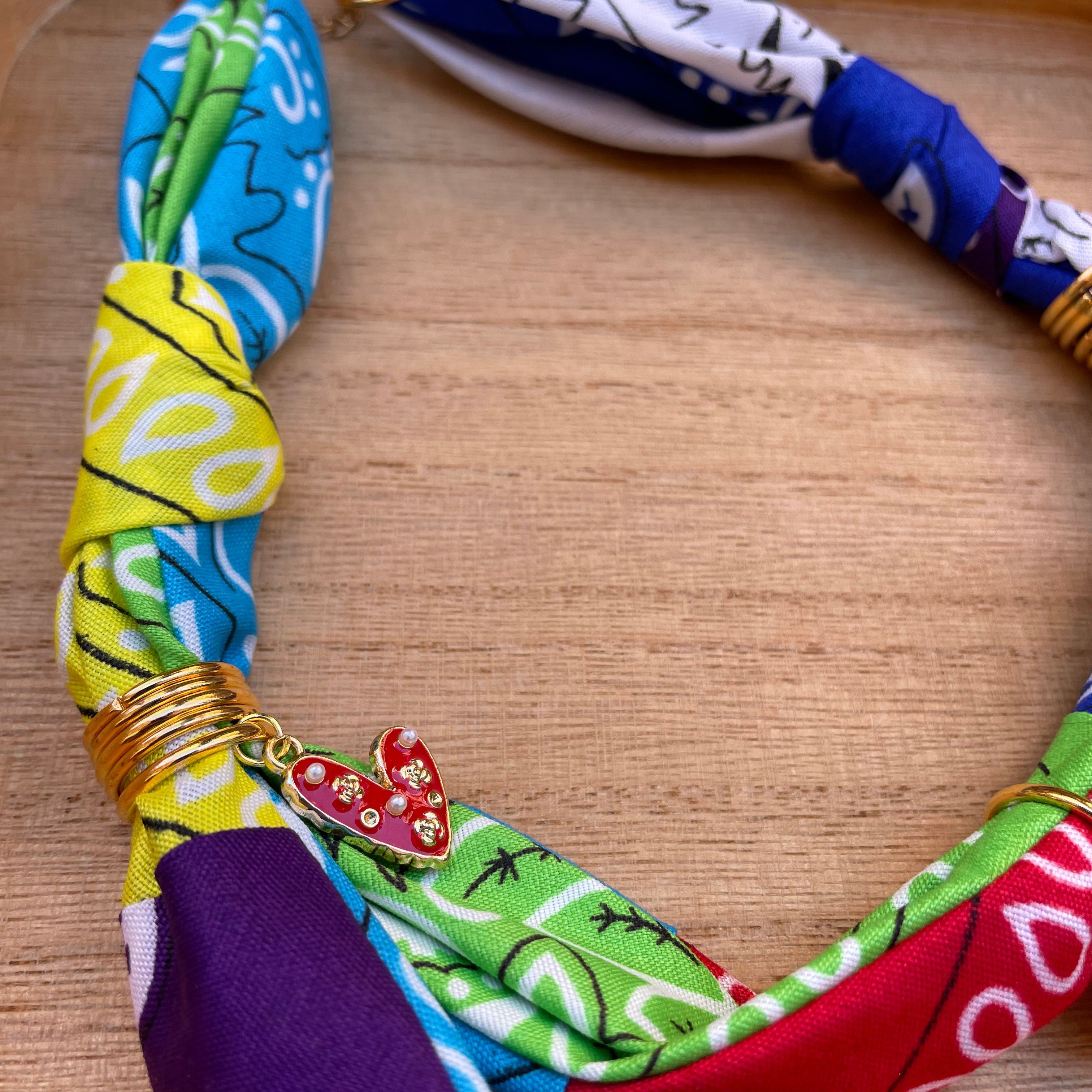 Collar Bandana - B17