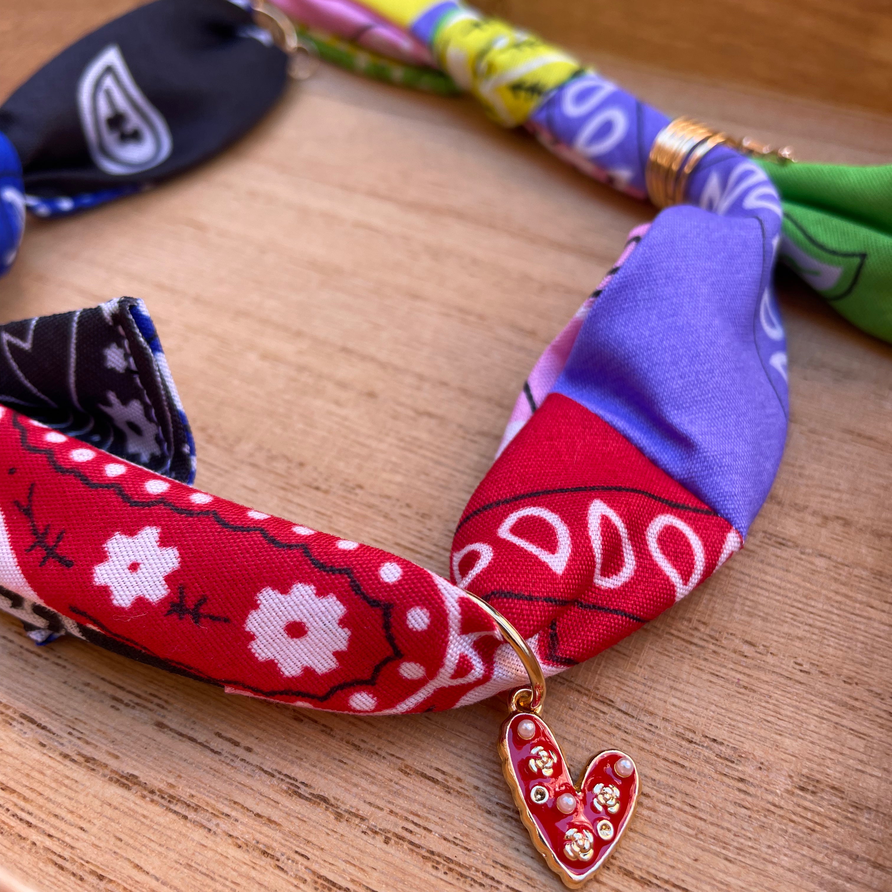 Collar Bandana - B11