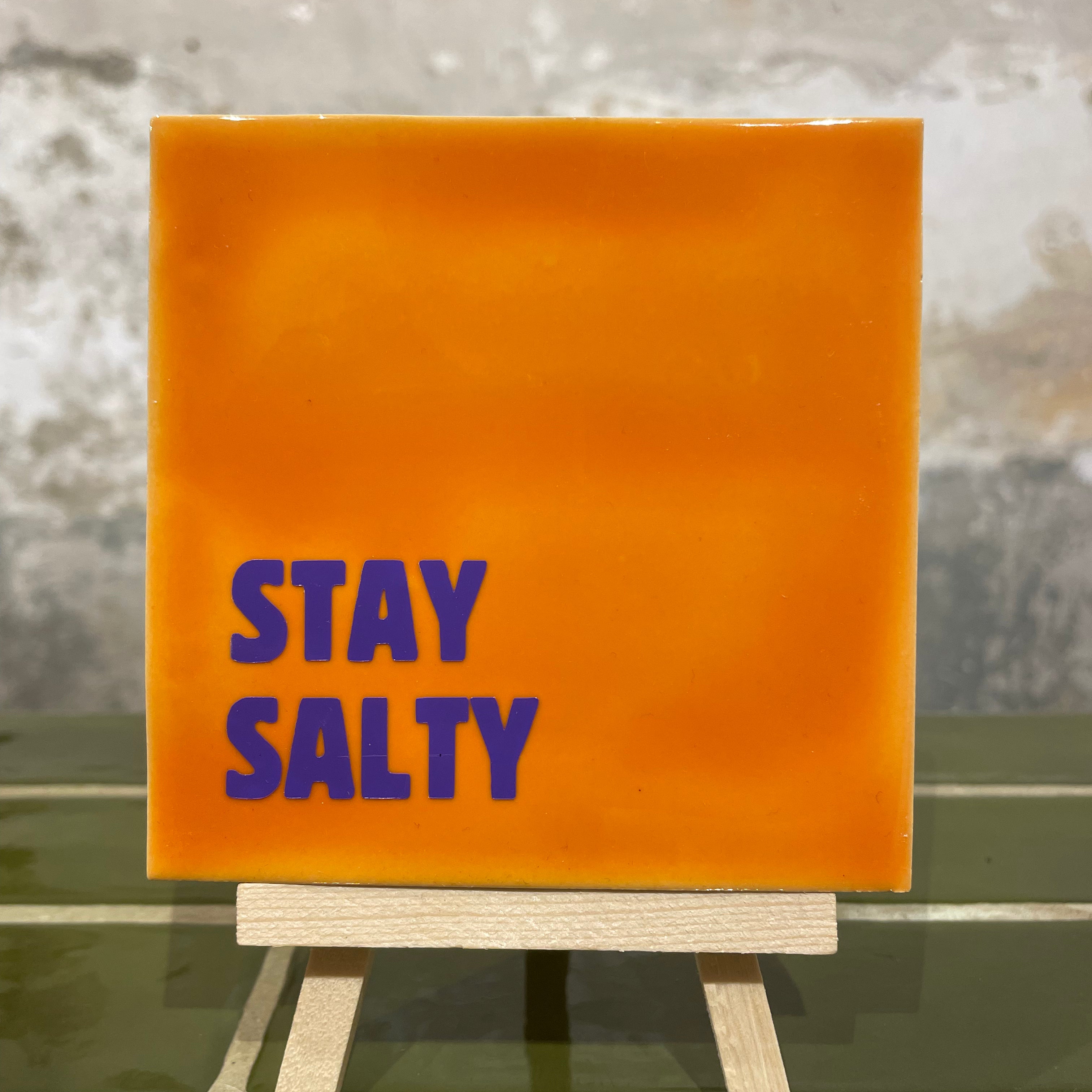 Tile with print - Stay Salty Orange